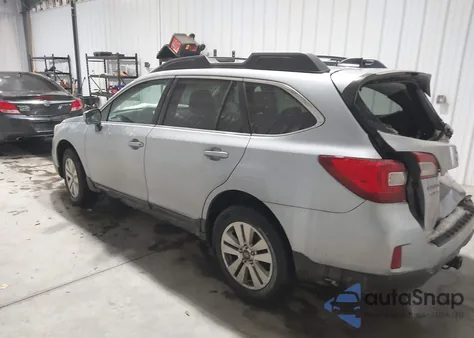 2017 Subaru Outback 2.5I Premium z USA, uszkodzony, nr VIN 4S4BSACC1H3392944